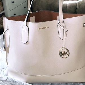MK purse